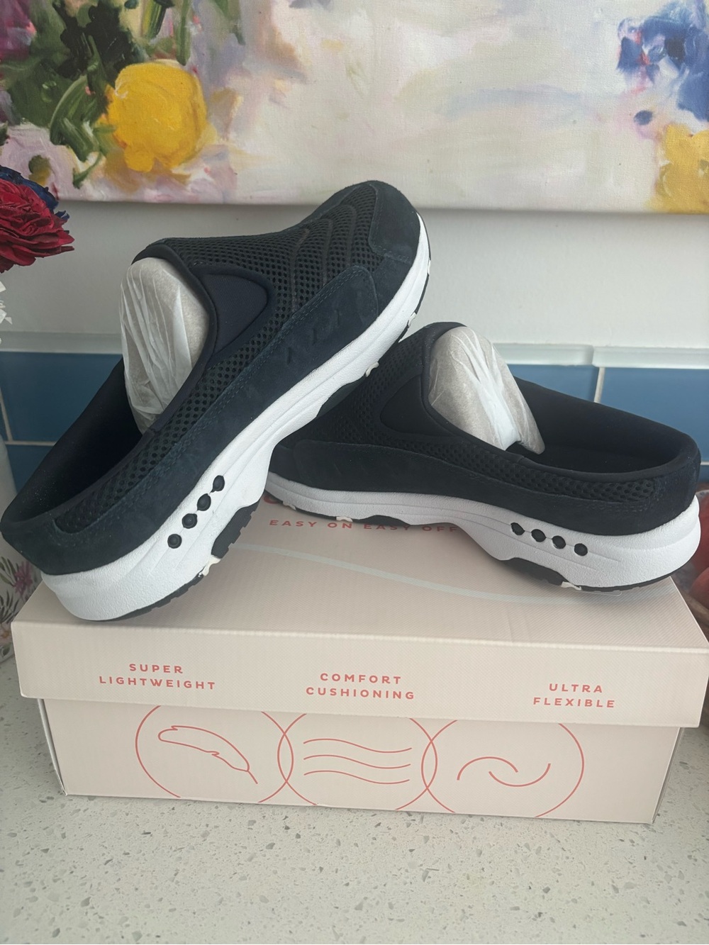 Easy Spirit Women's Black and White Slip-On Sneakers new